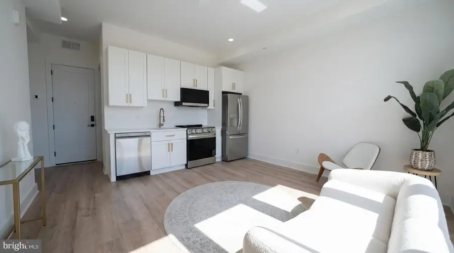 2105 M St Ne #11, Washington, DC 20002 - #2