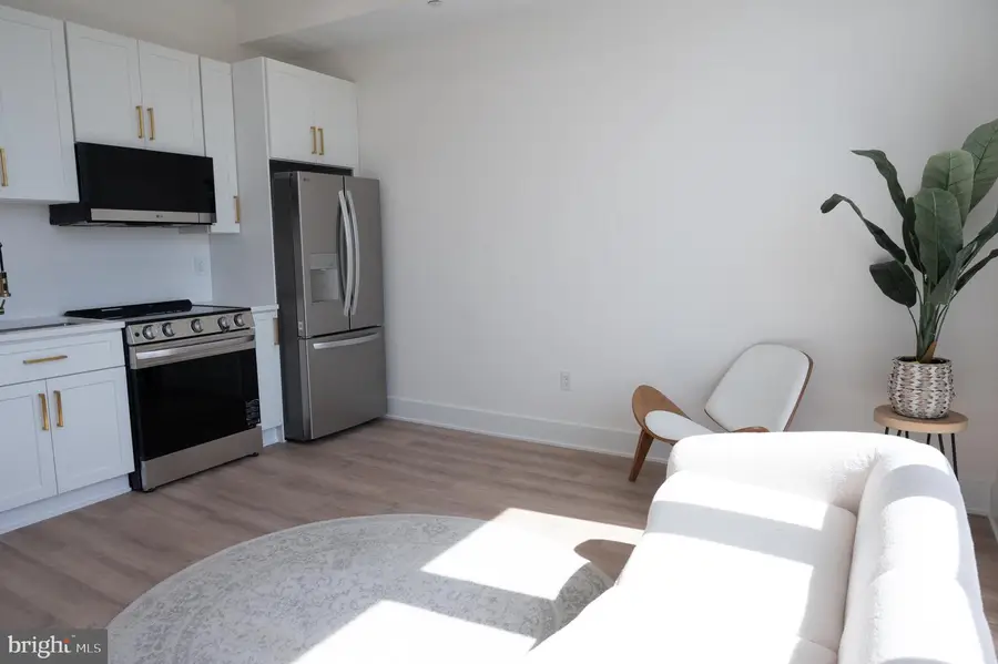 2105 M St Ne #11, Washington, DC 20002 - #3