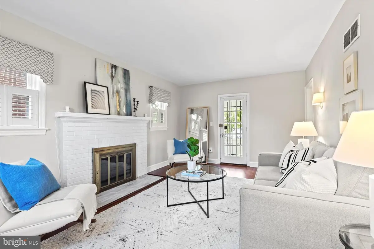 6118 Sligo Mill Rd Ne, Washington, DC 20011 - Image #1