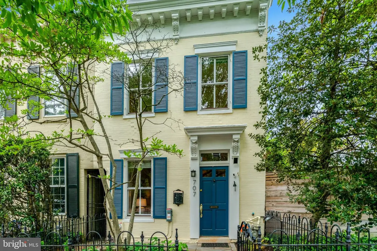 707 10th St Se, Washington, DC 20003 - #1
