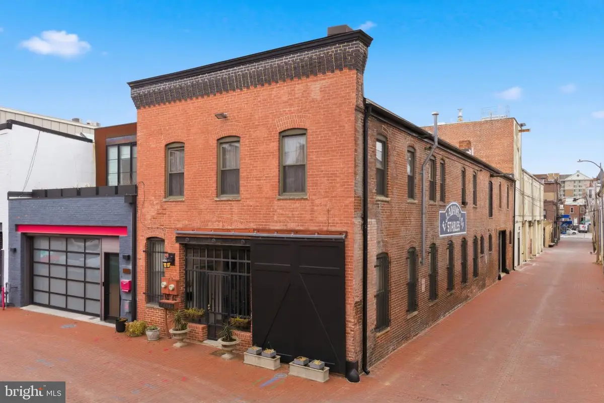 1315 Naylor Ct Nw, Washington, DC 20001 - Image #1