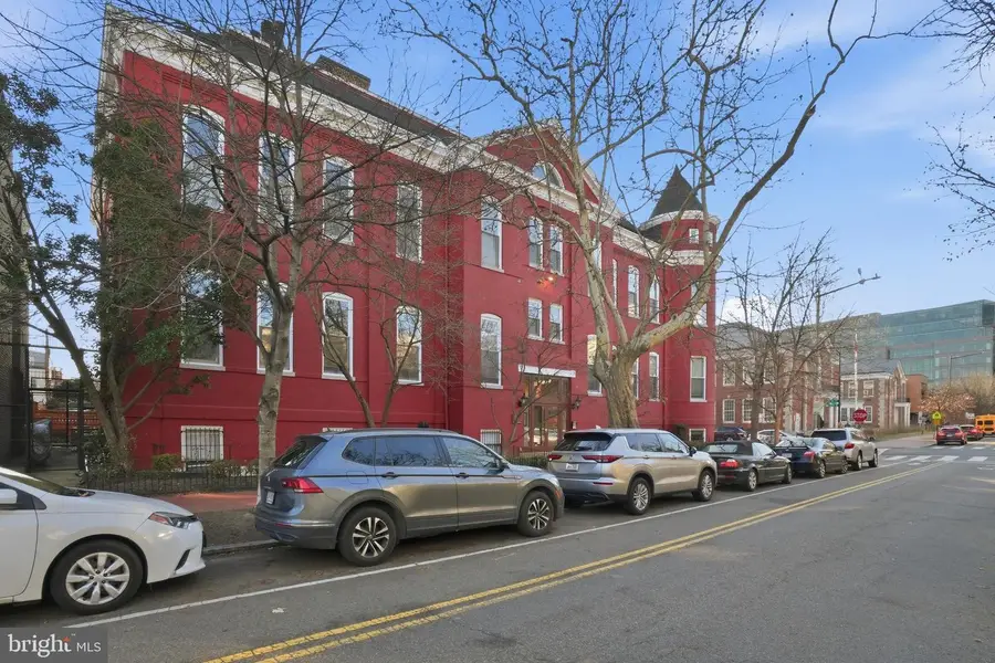 301 G St Ne #32, Washington, DC 20002 - #2