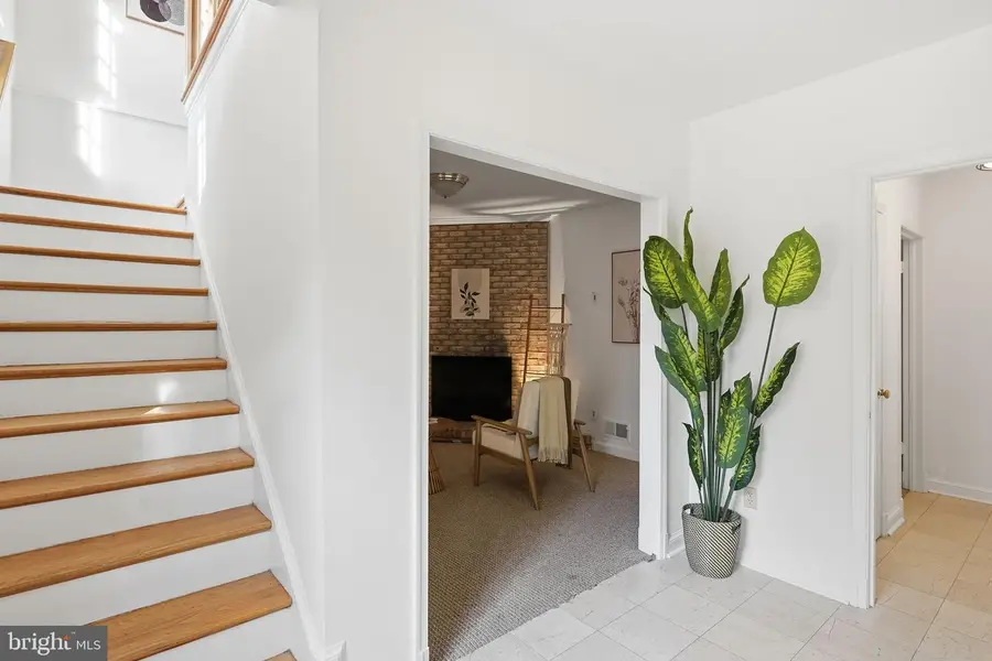 5321 Macarthur Blvd Nw, Washington, DC 20016 - Image #3