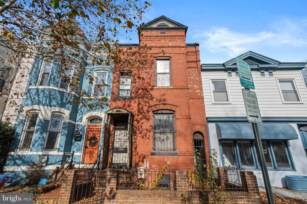 1362 E St Se, Washington, DC 20003 - Image #1