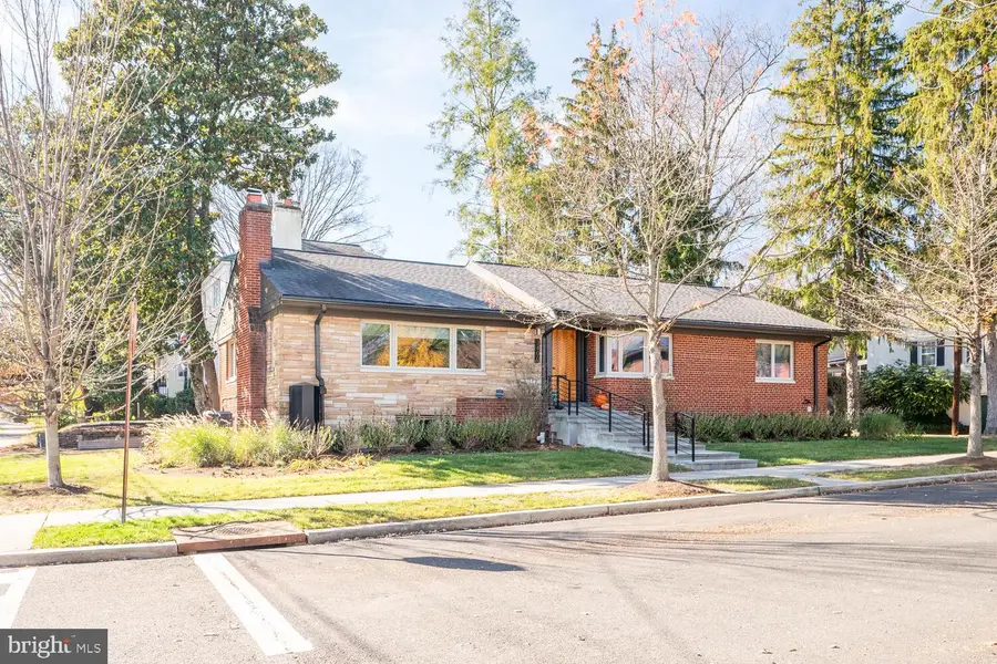 3400 Broad Branch Ter Nw, Washington, DC 20008 - Image #2