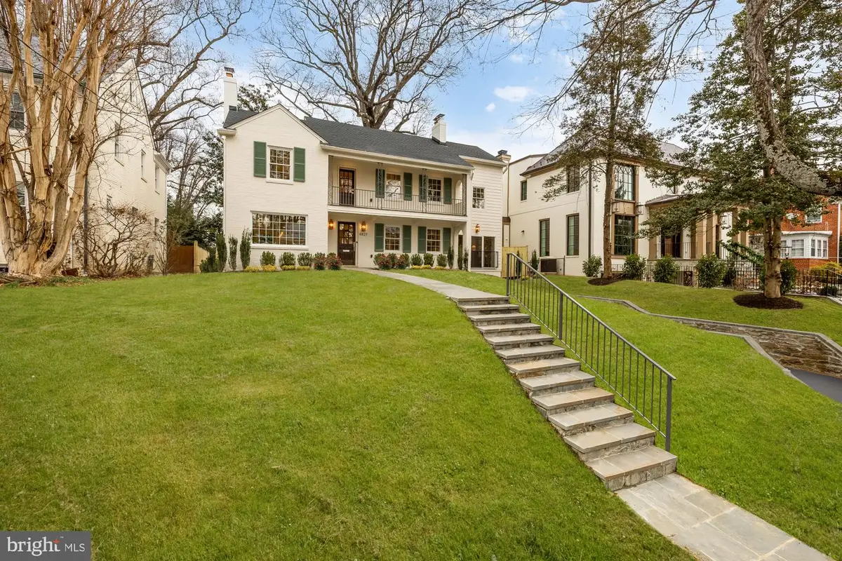 4827 Sedgwick St Nw, Washington, DC 20016 - Image #1