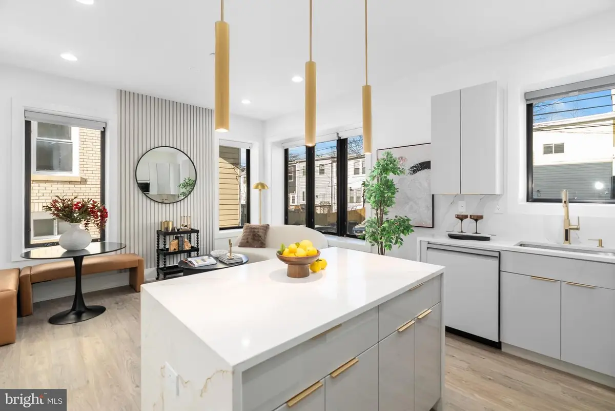 1140 Oates St Ne #201, Washington, DC 20002 - Image #1