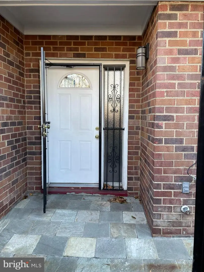 1049 Michigan Ave Ne #1049, Washington, DC 20017 - Image #2