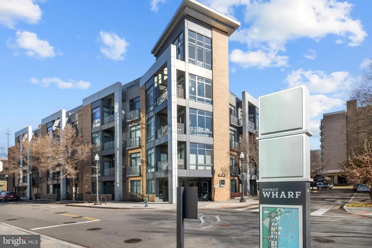525 Water St Sw #112, Washington, DC 20024 - Image #1