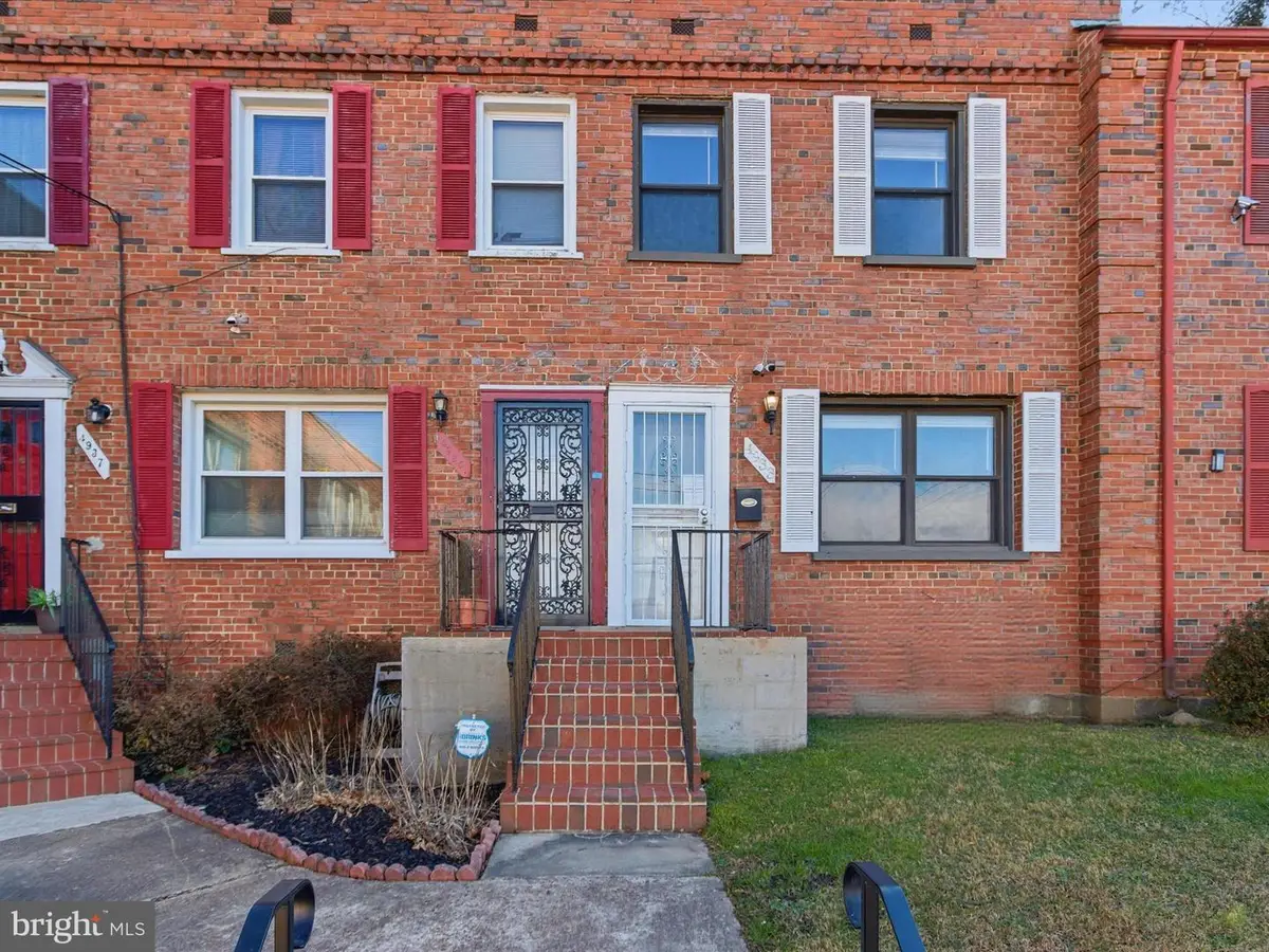 4933 Sheriff Rd Ne, Washington, DC 20019 - #1