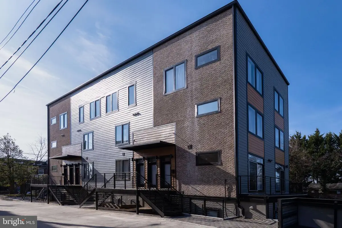 1307 Longfellow St Nw #8, Washington, DC 20011 - Image #1