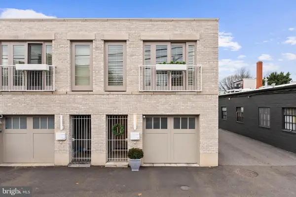 32 Kings Ct Se, WASHINGTON, DC 20003