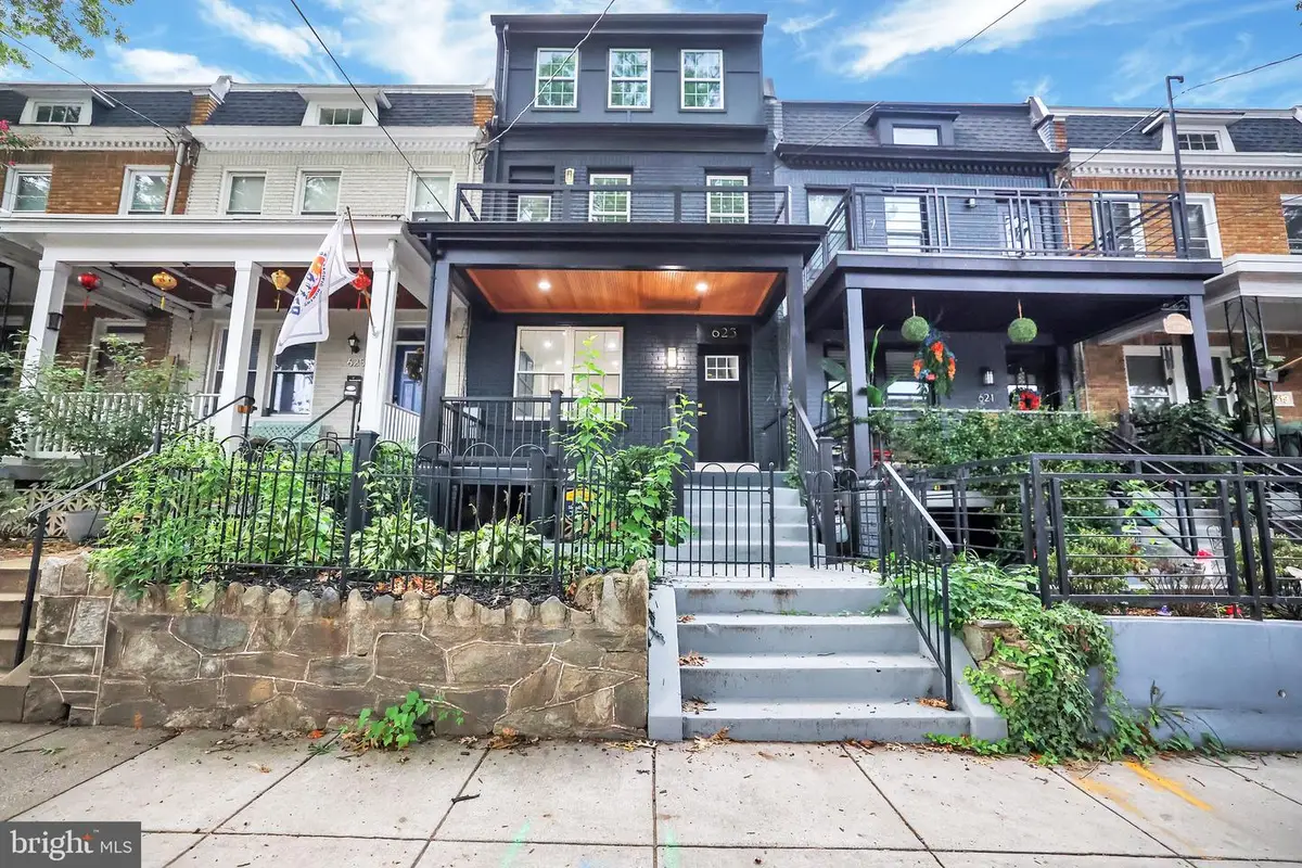 623 Longfellow St Nw, Washington, DC 20011 - Image #1