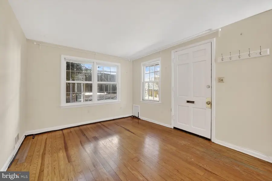 3421 Reservoir Rd Nw, Washington, DC 20007 - Image #2