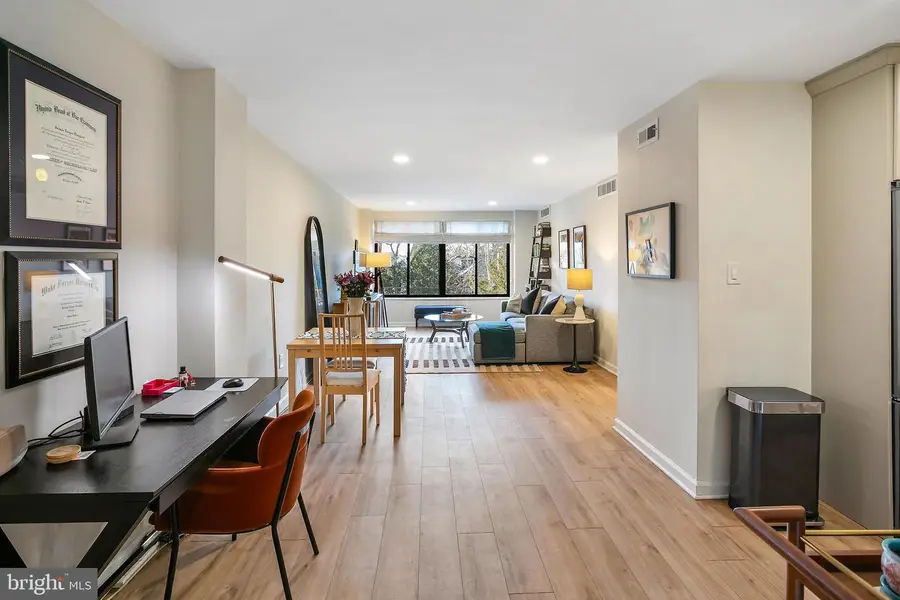 3114 Wisconsin Ave Nw #202, Washington, DC 20016 - #2