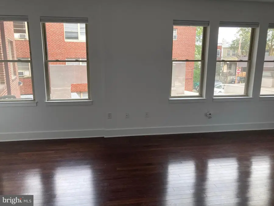 1020 Monroe St Nw #204, Washington, DC 20010 - Image #2