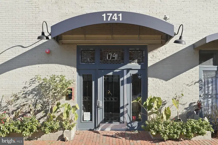 1741 Johnson Ave Nw #302, Washington, DC 20009 - Image #2