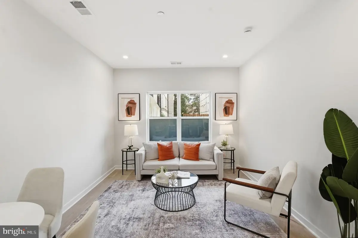 2606 41st St Nw #t2, Washington, DC 20007 - Image #1