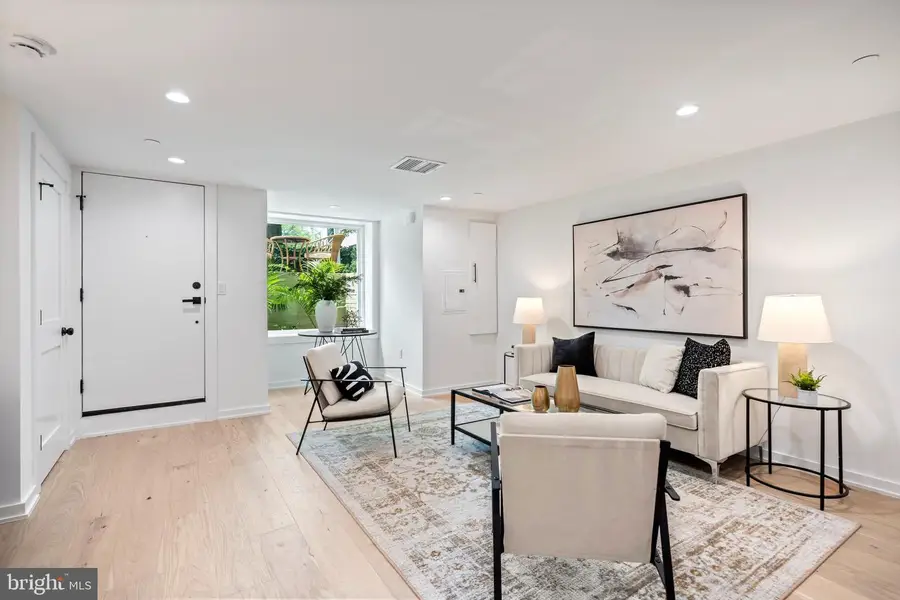 131 11 St Ne #1, Washington, DC 20002 - #3