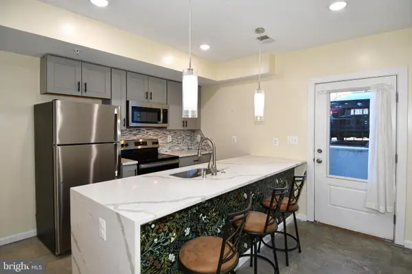 1040 Bladensburg Rd Ne #0b, WASHINGTON, DC 20002