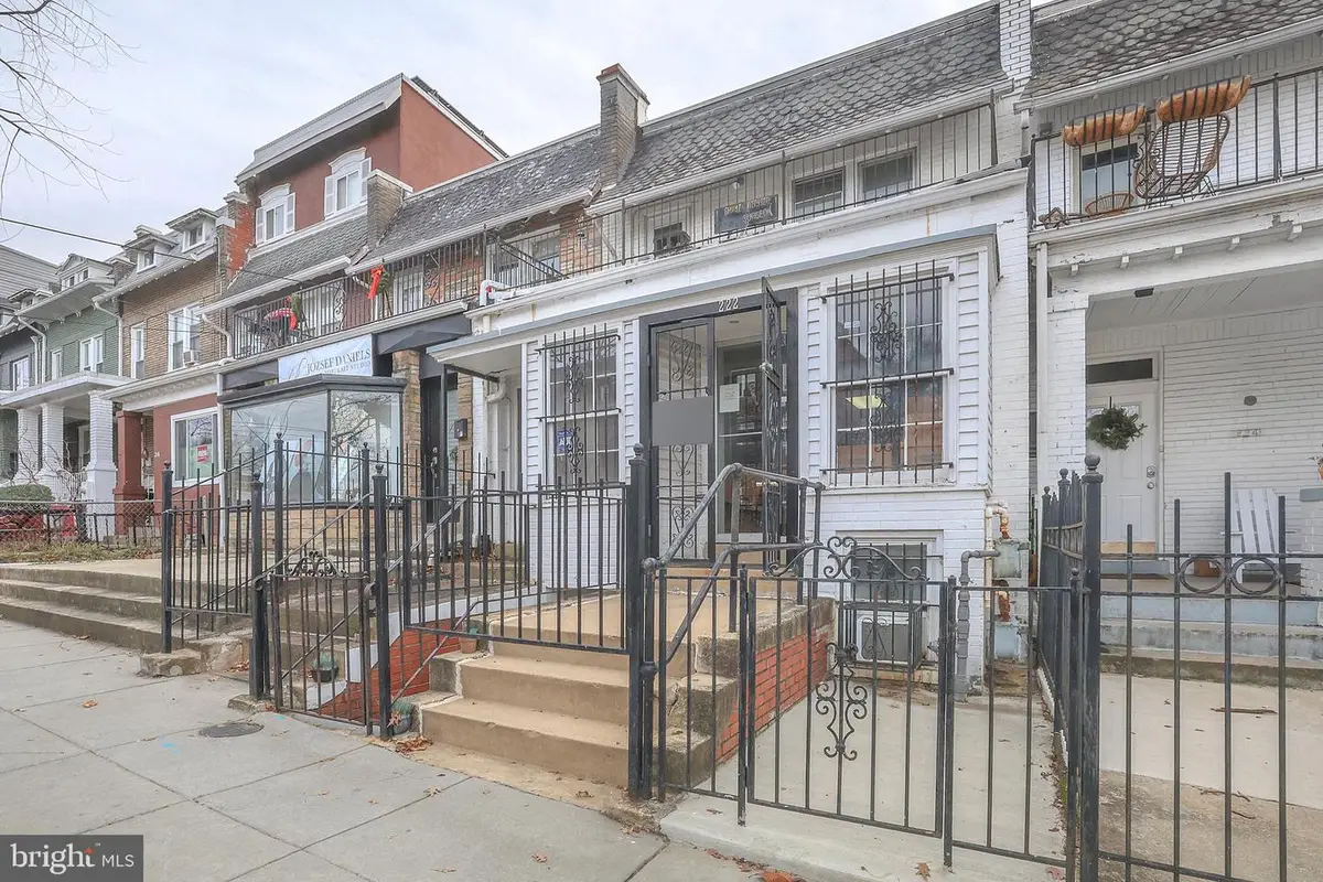 222 Upshur St Nw, Washington, DC 20011 - Image #1