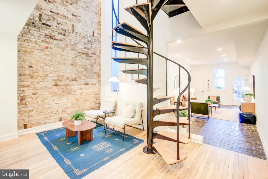 240 14th St Se, Washington, DC 20003 - Image #3