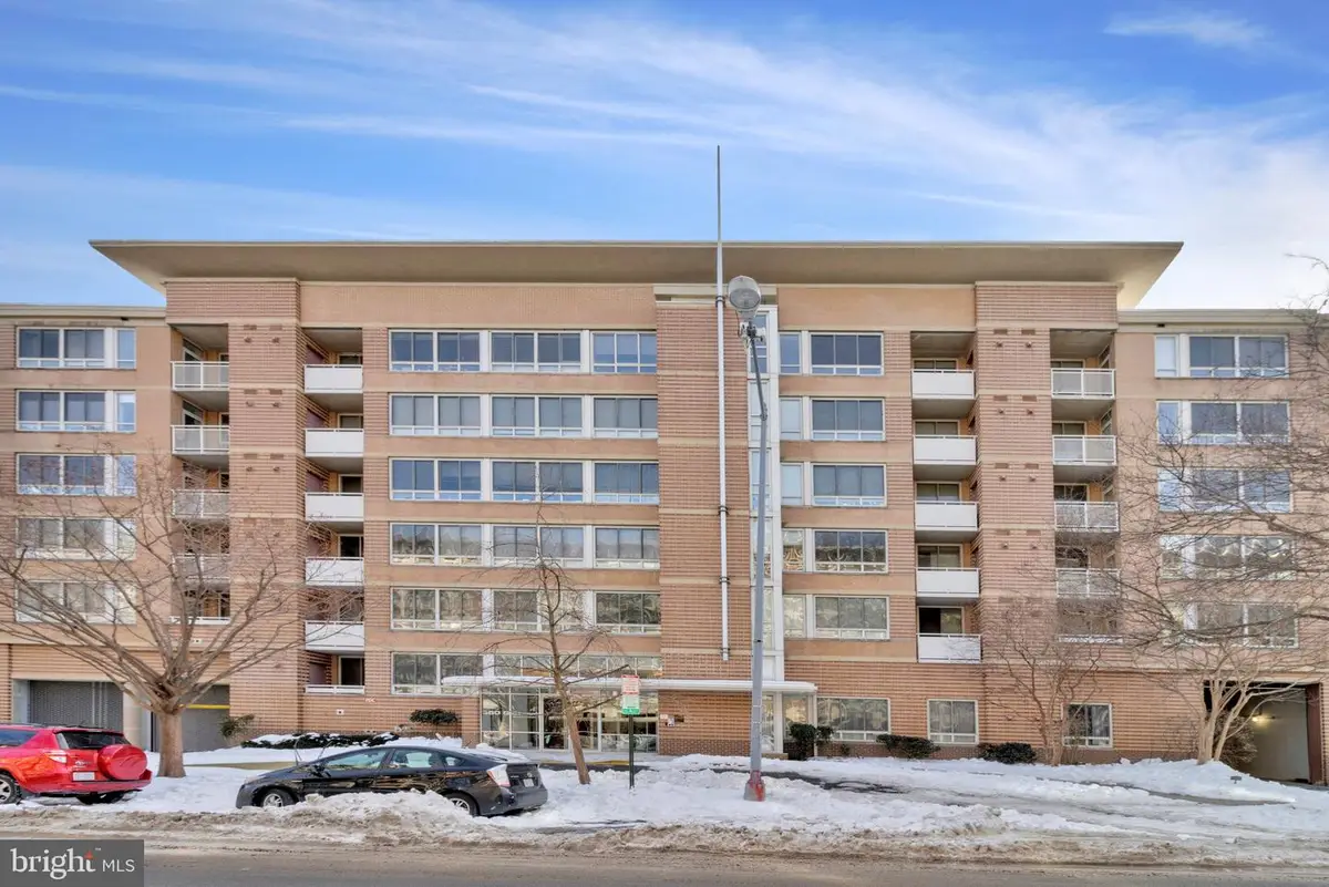 350 G St Sw #n501, Washington, DC 20024 - #1