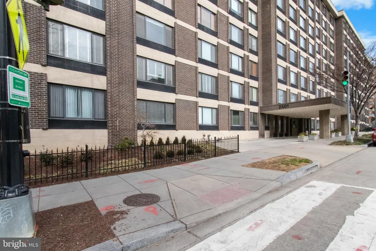 2501 Calvert St Nw #708, Washington, DC 20008 - Image #1