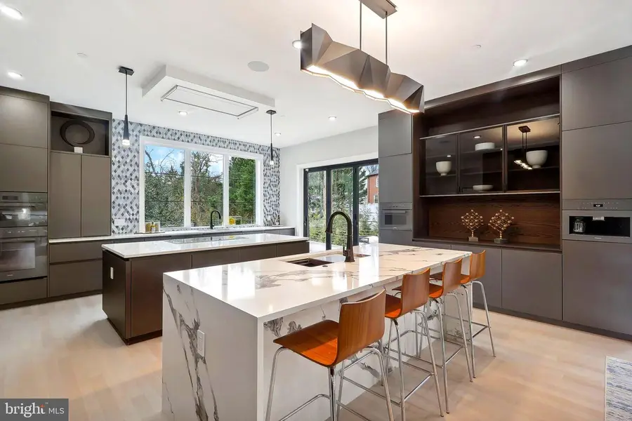 4920 Loughboro Rd Nw, Washington, DC 20016 - #2