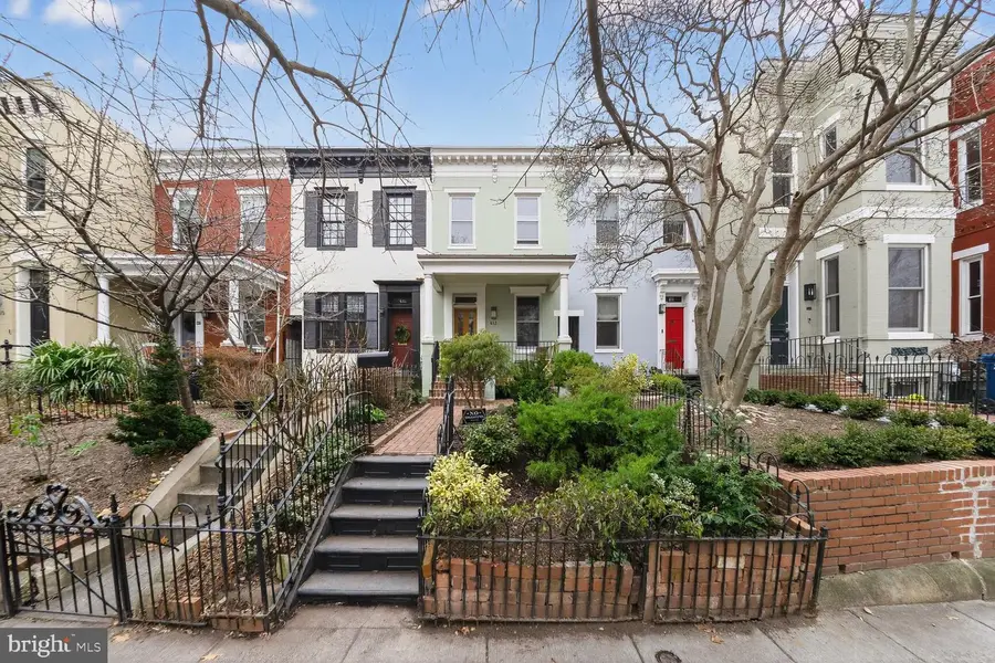 613 G St Se, Washington, DC 20003 - #2