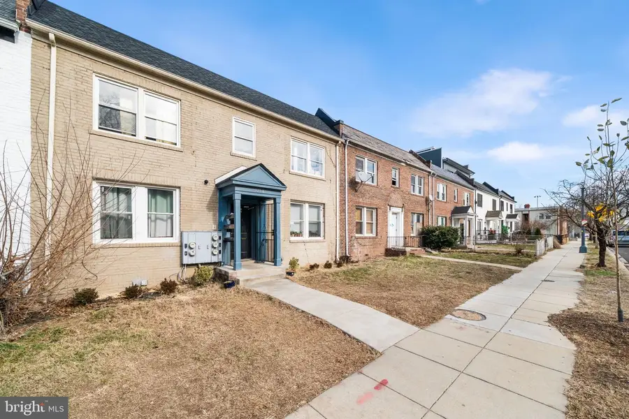1258 Meigs Pl Ne, Washington, DC 20002 - Image #2