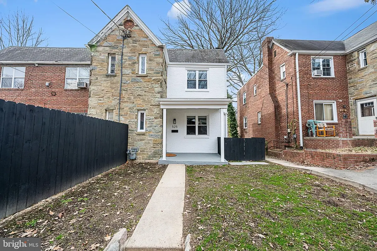 525 Oakwood St Se, Washington, DC 20032 - Image #1