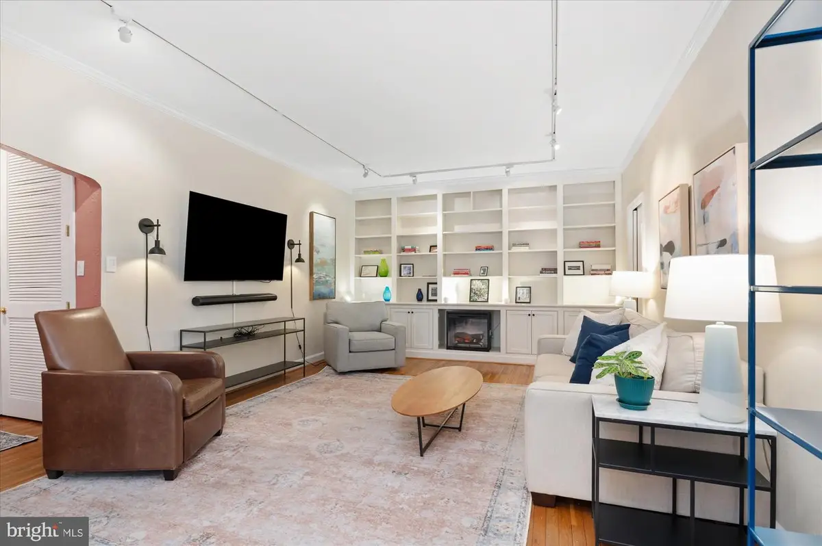 4514 Connecticut Ave Nw #206, Washington, DC 20008 - Image #1