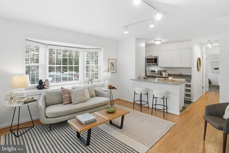 1833 Biltmore St Nw #a, Washington, DC 20009 - Image #3