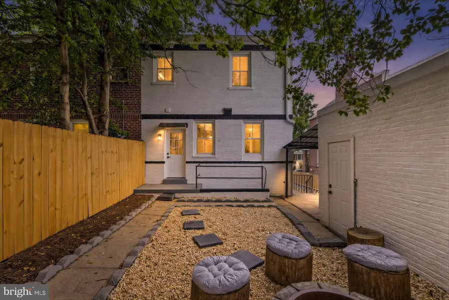 536 Oneida Pl Nw, Washington, DC 20011 - #2