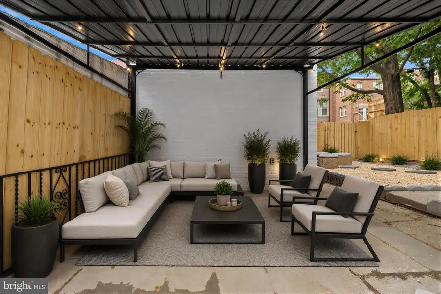 536 Oneida Pl Nw, Washington, DC 20011 - #3