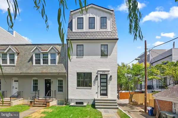 3713 R St Nw, WASHINGTON, DC 20007