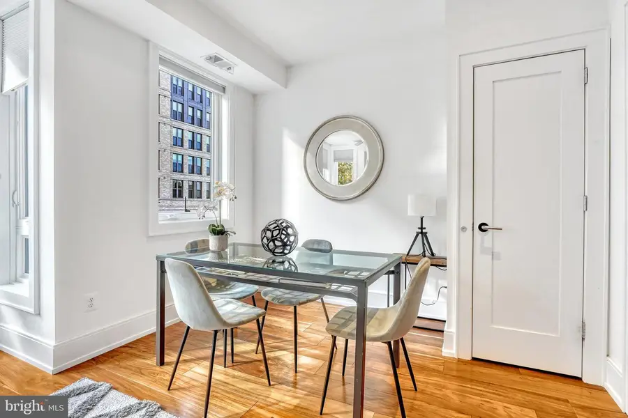 904 H St Ne #1, Washington, DC 20002 - #3