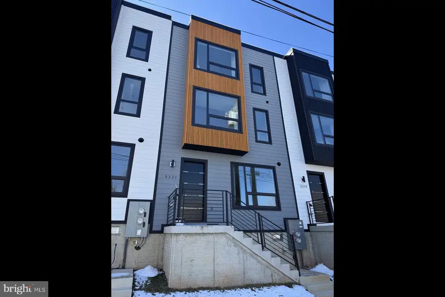 5221 F St Se, Washington, DC 20019 - #2
