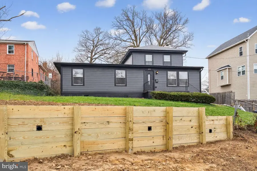 1242 Anacostia Rd Se, Washington, DC 20019 - #2