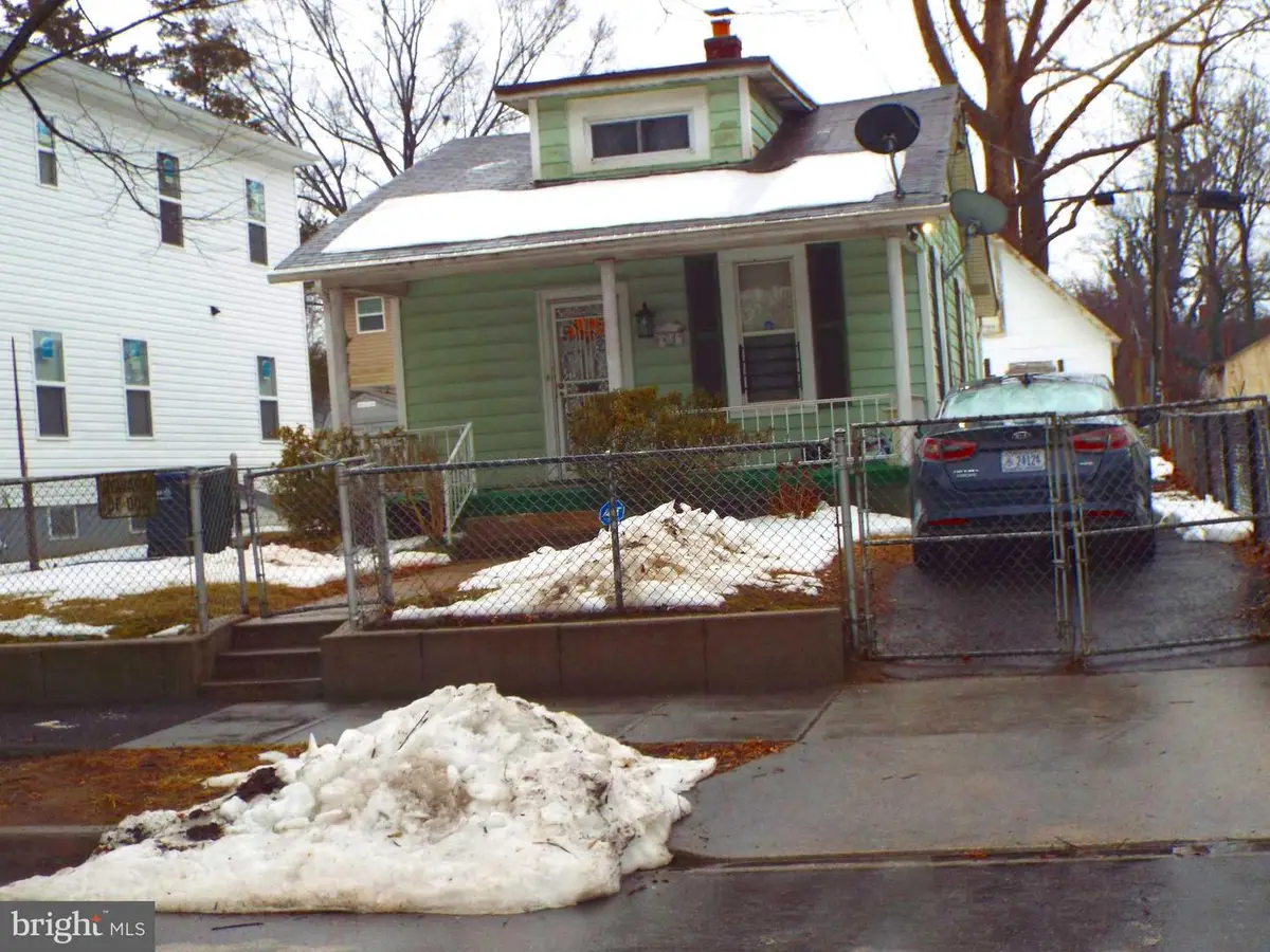 3123 G St Se, Washington, DC 20019 - #1