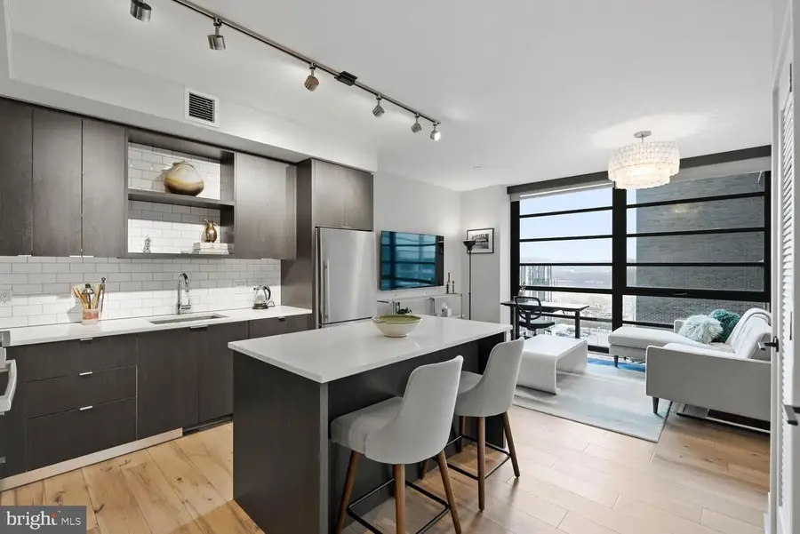 1300 4th St Se #806, Washington, DC 20003 - #2