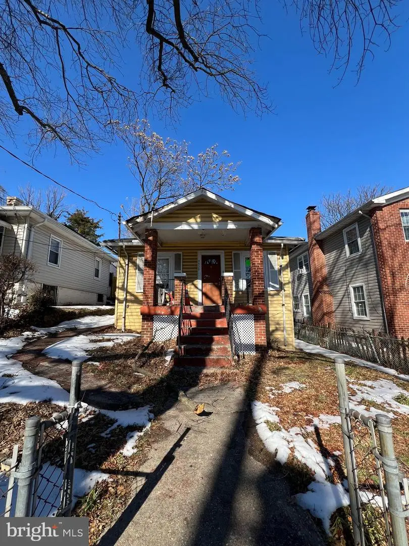 4530 Dix St Ne, Washington, DC 20019 - #1