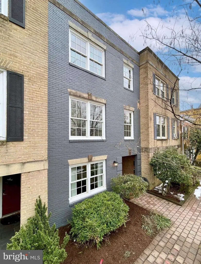 1117 G St Se, Washington, DC 20003 - #1