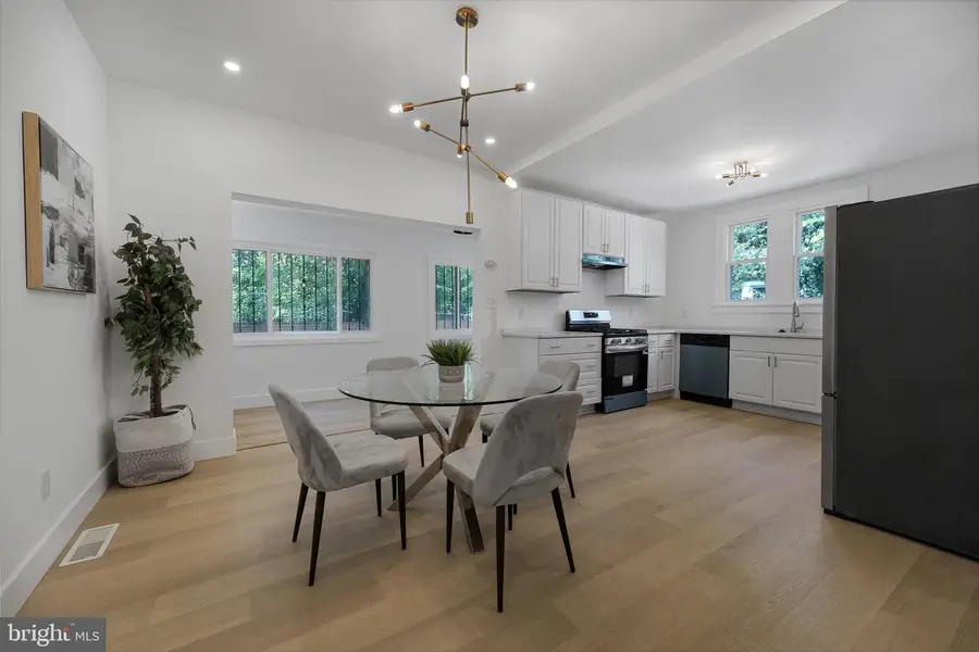 2712 S Dakota Ave Ne, Washington, DC 20018 - #3