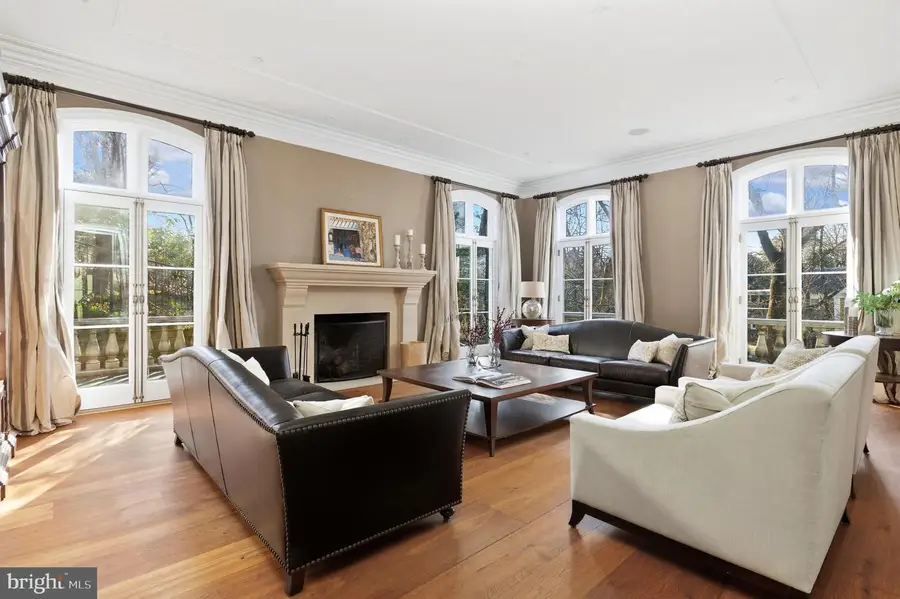 4869 Glenbrook Rd Nw, Washington, DC 20016 - #3