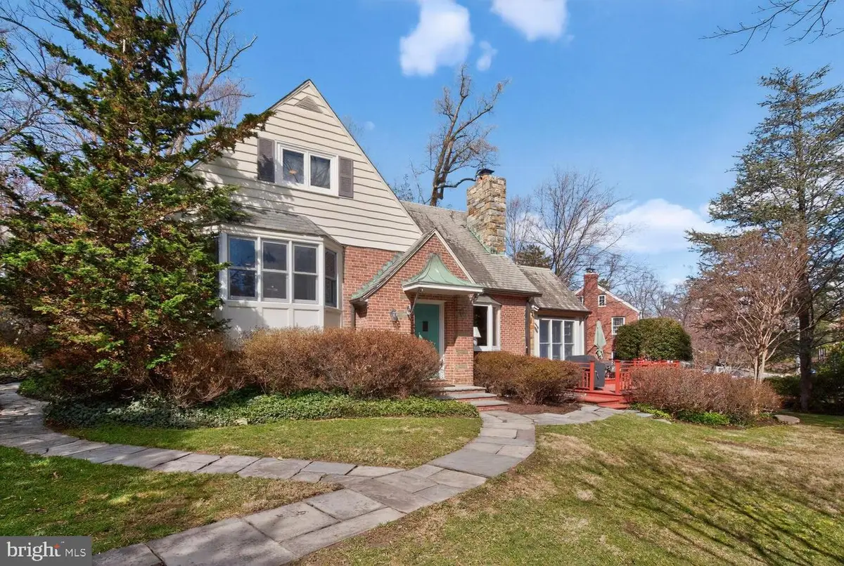 3201 Tennyson St Nw, Washington, DC 20015 - #1