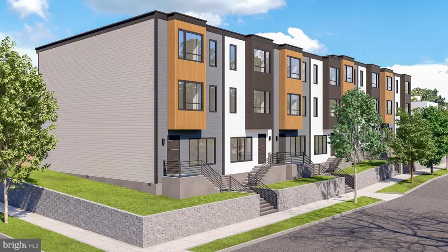 4902 Astor Pl Se, Washington, DC 20019 - #2