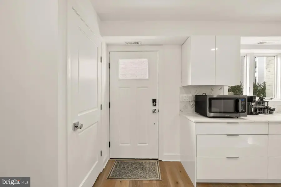 1202 Potomac St Nw #t6, Washington, DC 20007 - #3