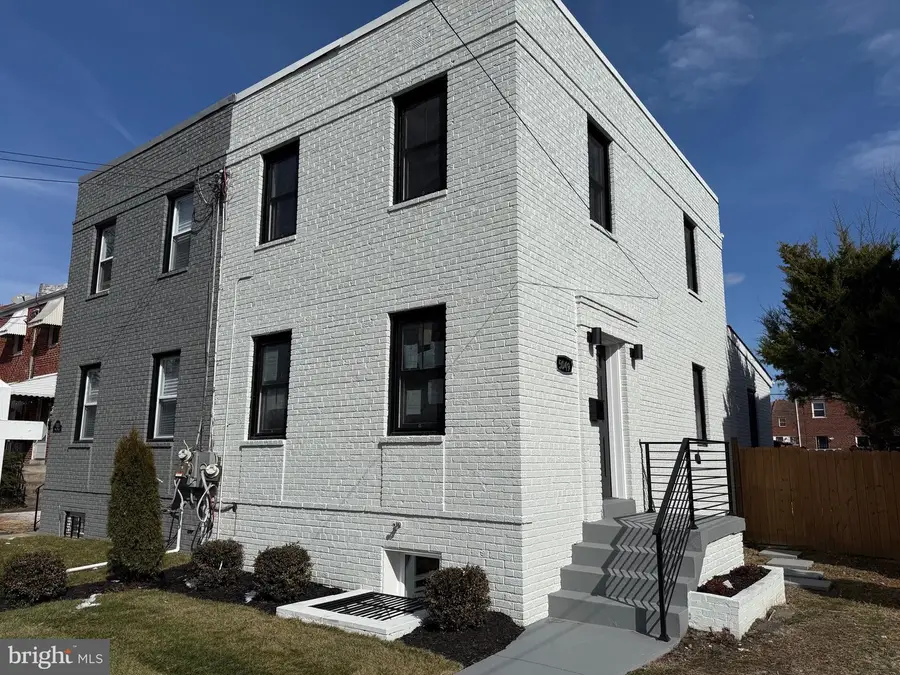 5049 8th St Ne, Washington, DC 20017 - #2
